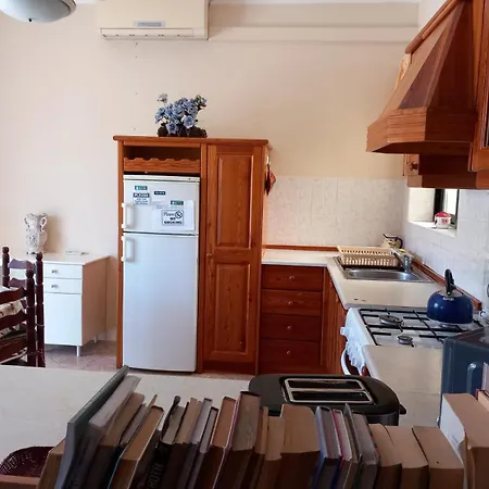 Spacious In Marsalforn, Gozo 아파트 마살폰