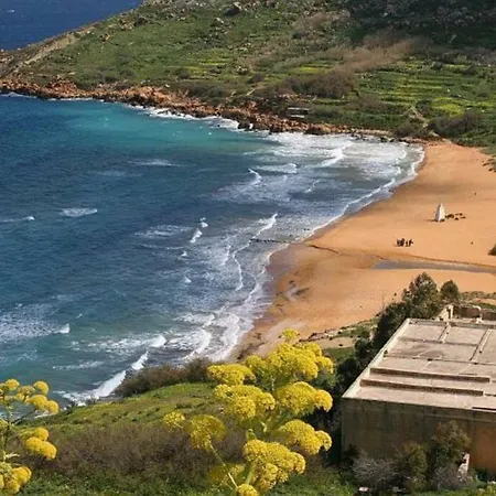 Spacious In Marsalforn, Gozo דירה Marsalforn